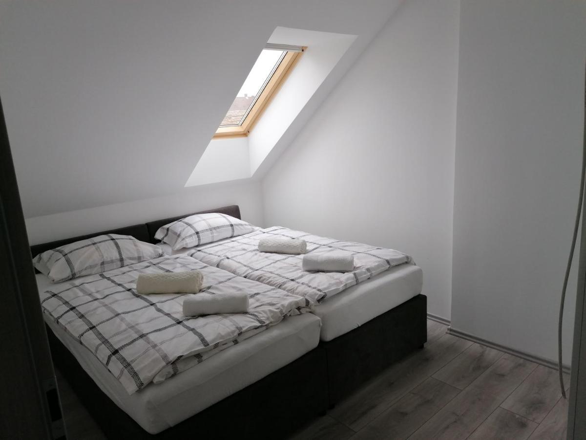 Mohacs Apartman Exterior photo