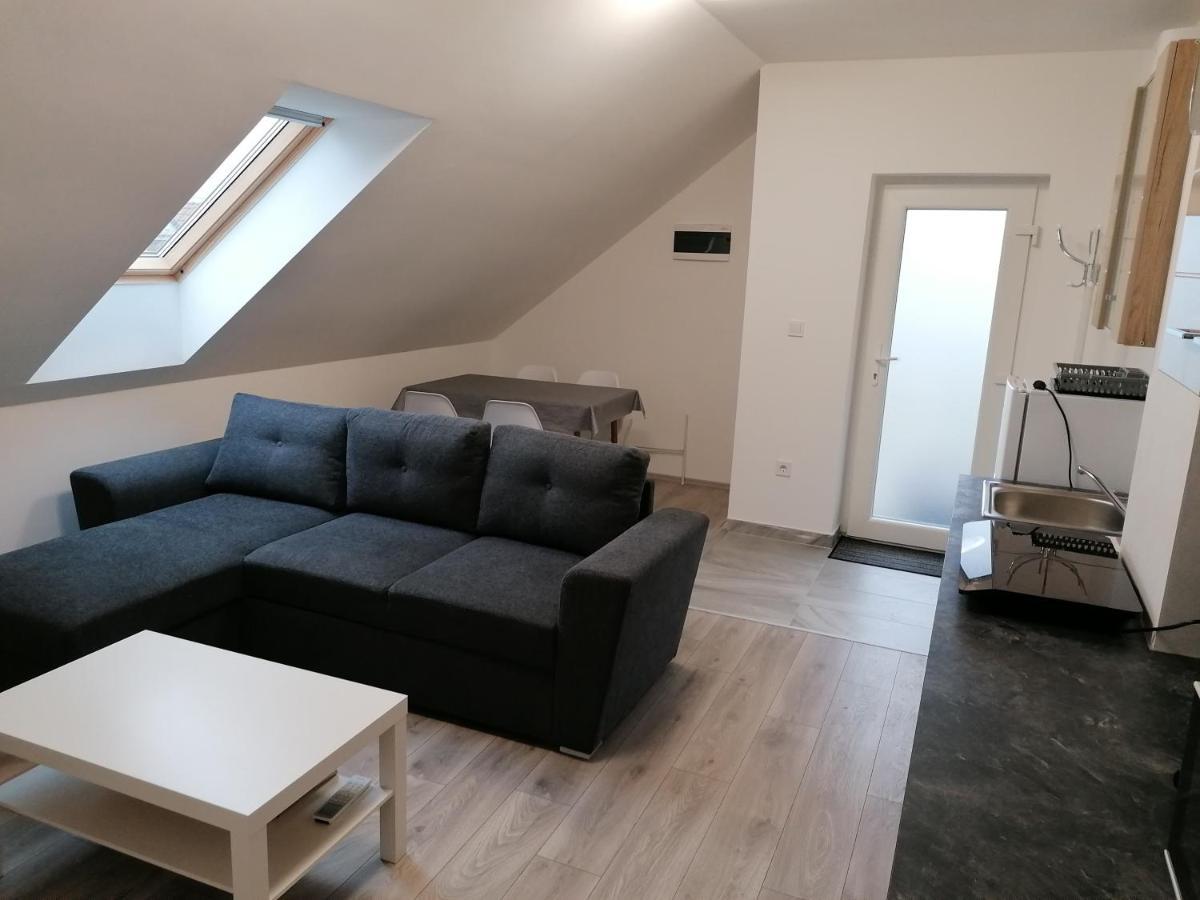 Mohacs Apartman Exterior photo