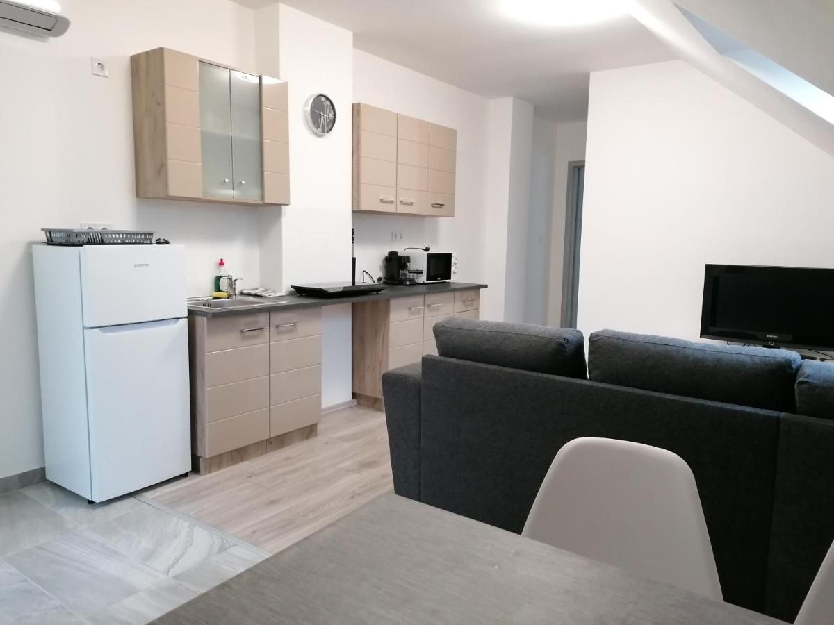 Mohacs Apartman Exterior photo